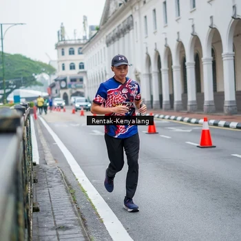 Runner Photo 8625344