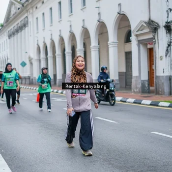 Runner Photo 8625352