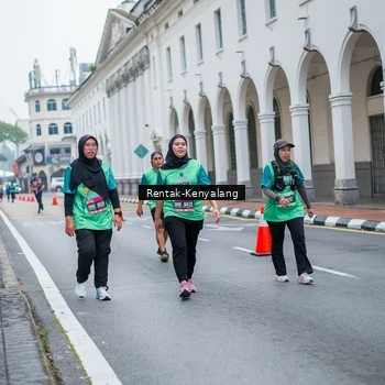 Runner Photo 8625354