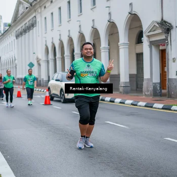Runner Photo 8625359