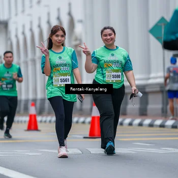 Runner Photo 8625476