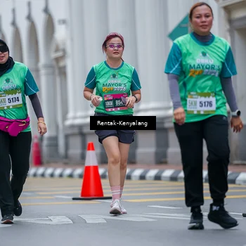 Runner Photo 8625528
