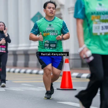 Runner Photo 8625579