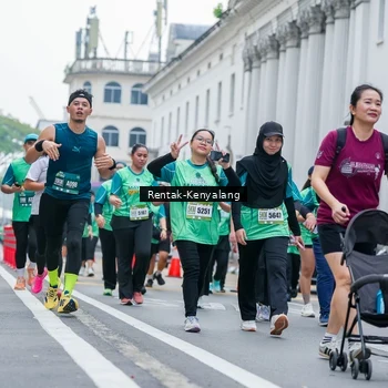 Runner Photo 8625709