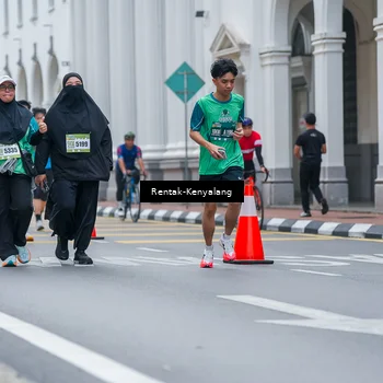 Runner Photo 8625726