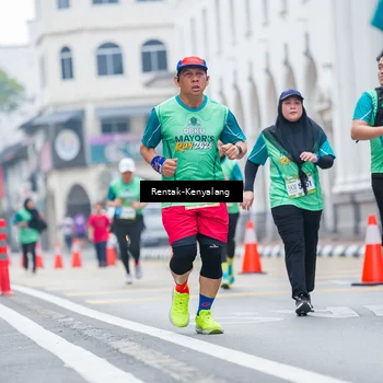 Runner Photo 8626013