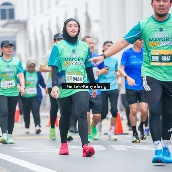 Runner Photo 8626023