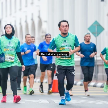 Runner Photo 8626024