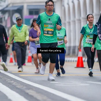 Runner Photo 8626068