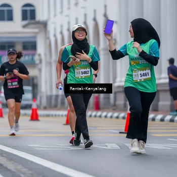 Runner Photo 8626071