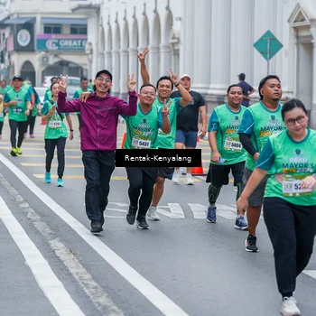 Runner Photo 8626137