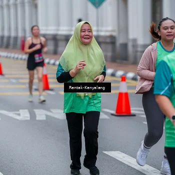 Runner Photo 8626235