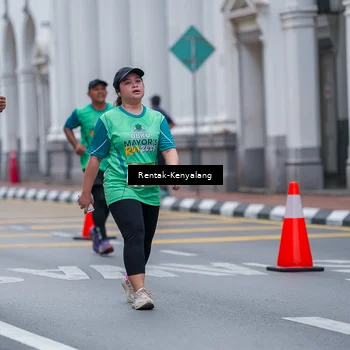 Runner Photo 8626255