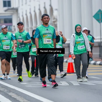 Runner Photo 8626273