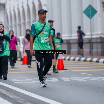 Runner Photo 8626280