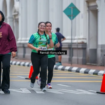 Runner Photo 8626329