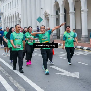 Runner Photo 8626481