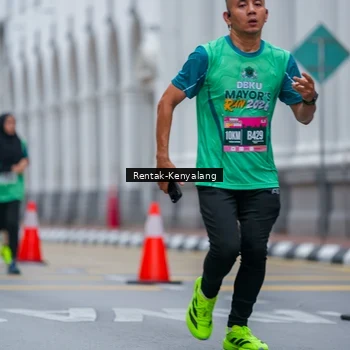 Runner Photo 8627009