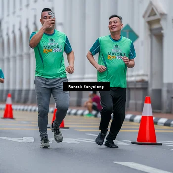 Runner Photo 8627041
