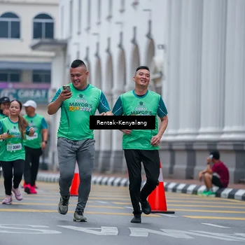 Runner Photo 8627049