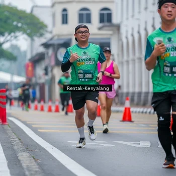 Runner Photo 8627220