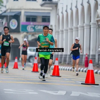 Runner Photo 8627407