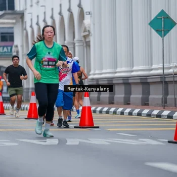 Runner Photo 8627521
