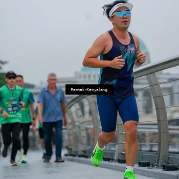 Runner Photo 8628005