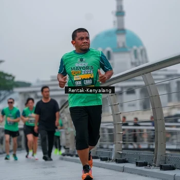 Runner Photo 8628071