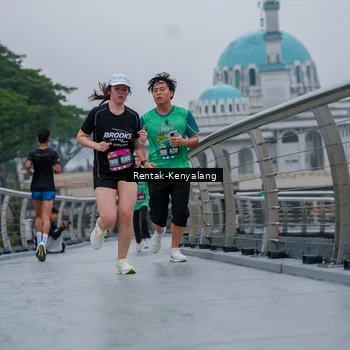 Runner Photo 8628075