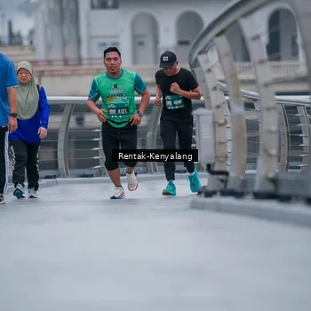 Runner Photo 8628095