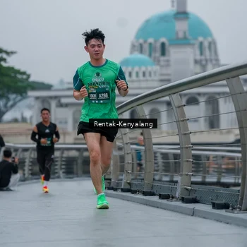Runner Photo 8628190