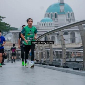 Runner Photo 8628216