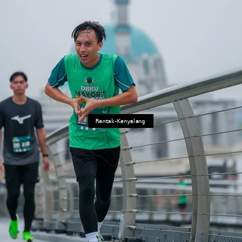 Runner Photo 8628221