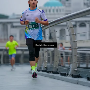 Runner Photo 8628398
