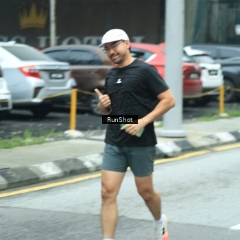 Runner Photo 8629235