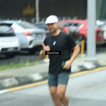 Runner Photo 8629239