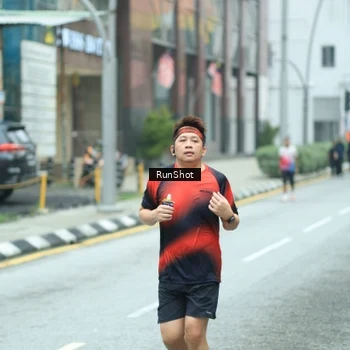 Runner Photo 8629274
