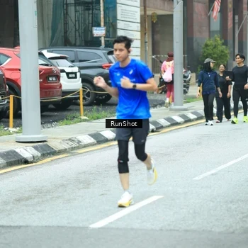 Runner Photo 8629315