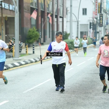 Runner Photo 8629362