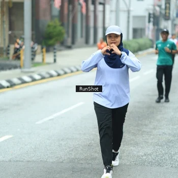 Runner Photo 8629365