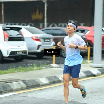 Runner Photo 8629374
