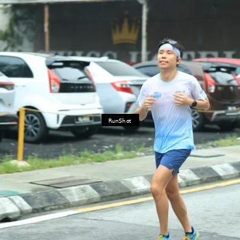 Runner Photo 8629378