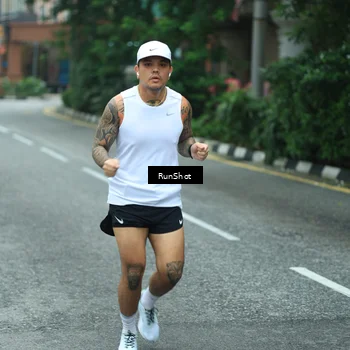 Runner Photo 8629384
