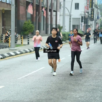 Runner Photo 8629400