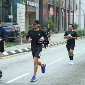 Runner Photo 8629551