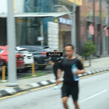 Runner Photo 8629566
