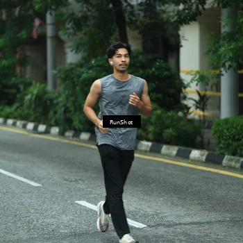 Runner Photo 8629574