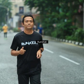 Runner Photo 8629746