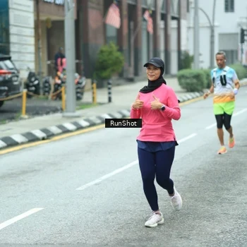 Runner Photo 8629774